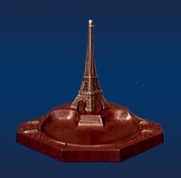 Orf&eacute;ar, bakelite